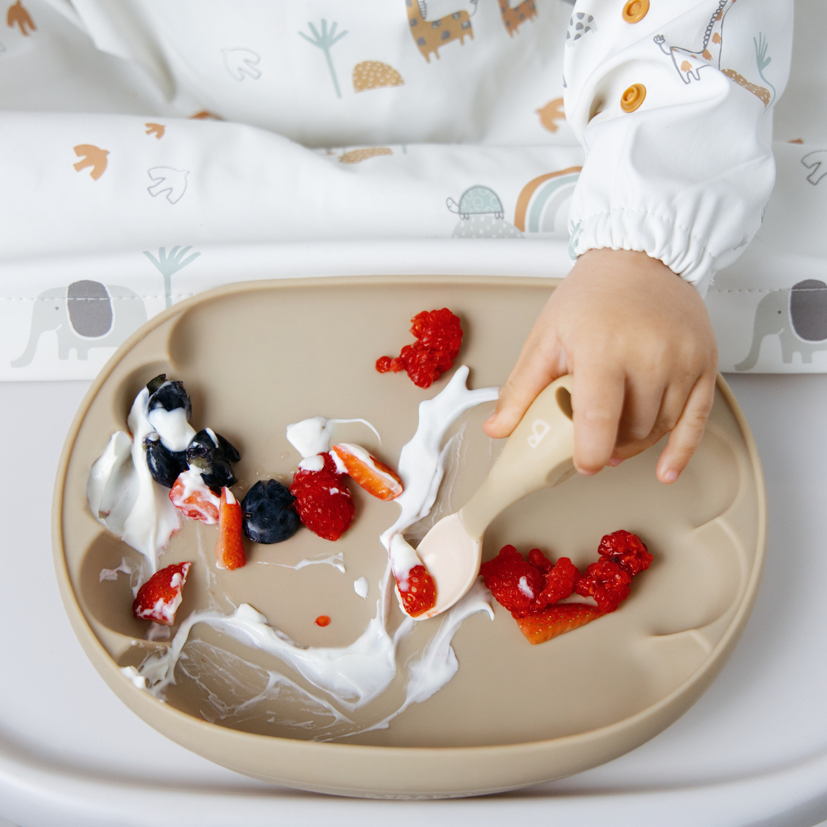 Baby Weaning Plates & Self-Feeding: Meet the Learning Curve™ Plate