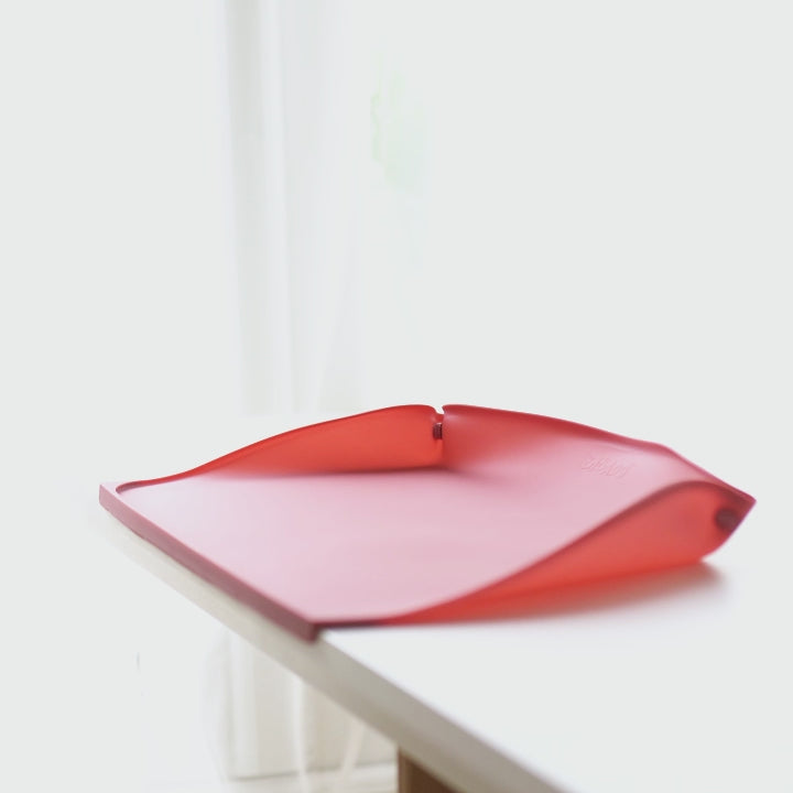 Dine & Discover Silicone Baby Weaning Placemat - Product image